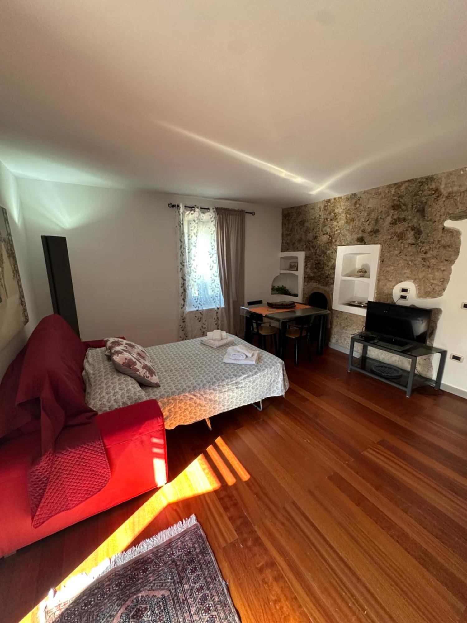 B&B La Torre Trentinara Екстериор снимка